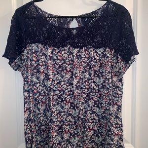 American Eagle Floral Shirt